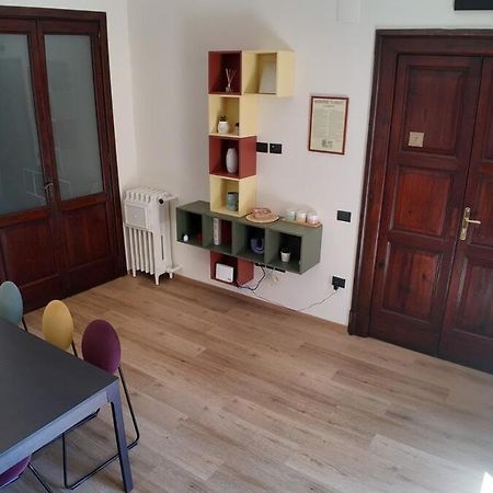 Casa Manu Nuovo Appartamento In Centro Storico Benevento Bagian luar foto