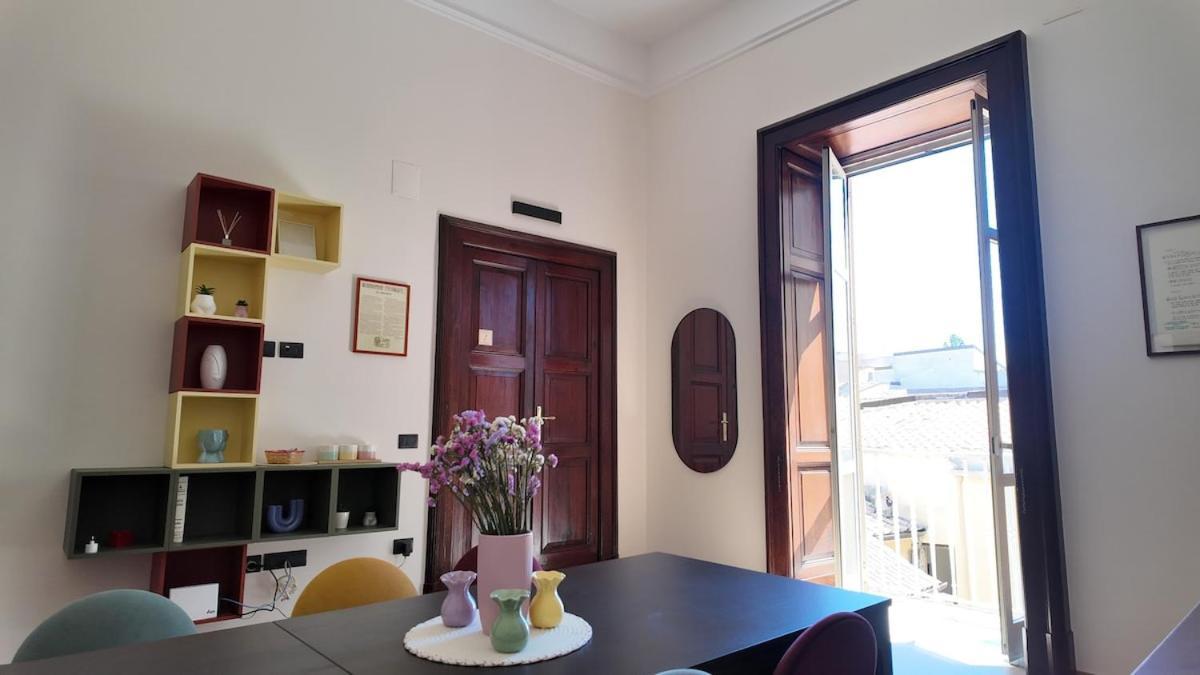 Casa Manu Nuovo Appartamento In Centro Storico Benevento Bagian luar foto